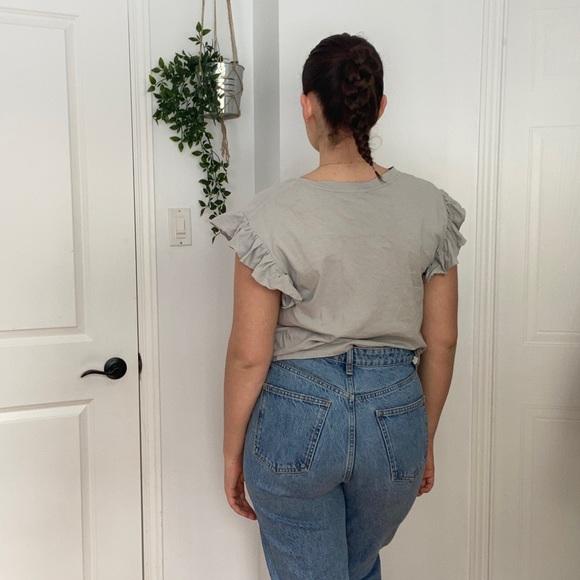 Gorgeous top - Picture 4 of 4